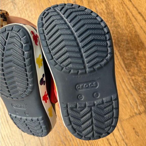 CROCS Kids Light Up Disney Mickey Mouse Navy shoes - Picture 5 of 5